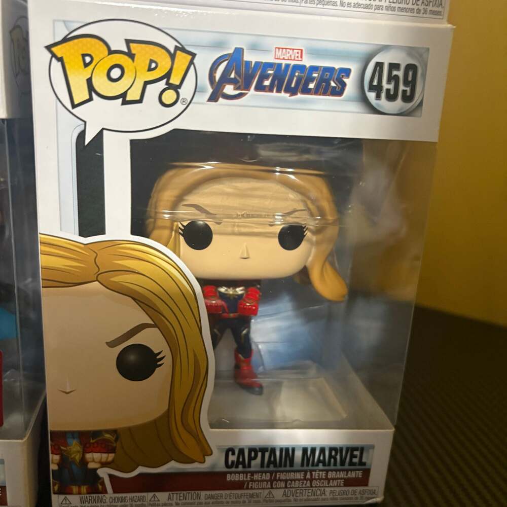 Funko Pop! Marvel Avengers Endgame Captain Marvel #459 Vinyl Bobble-Head